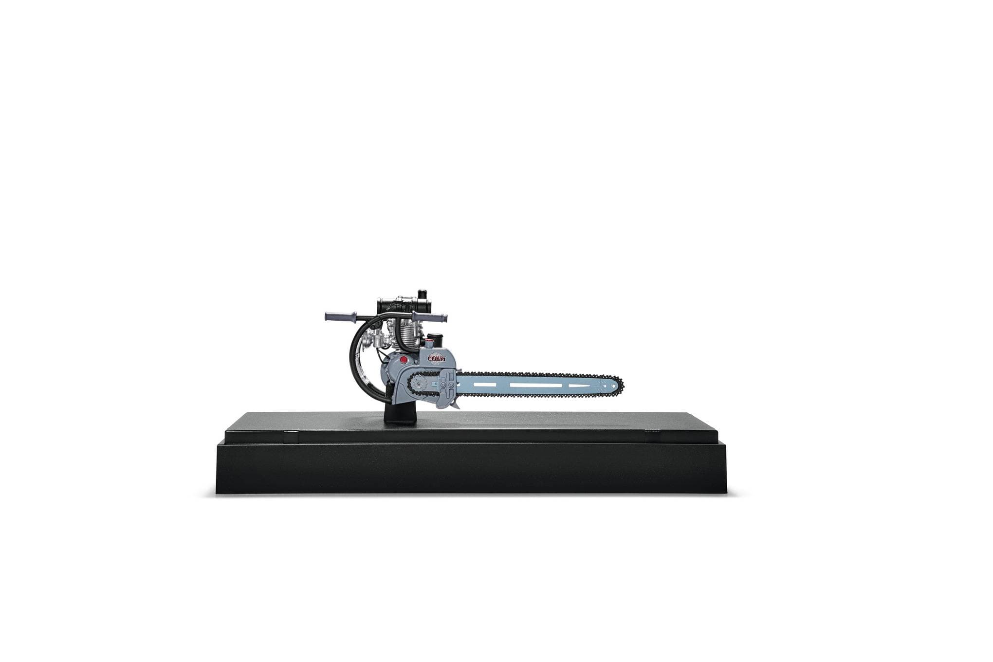 Model pily BL 1:12