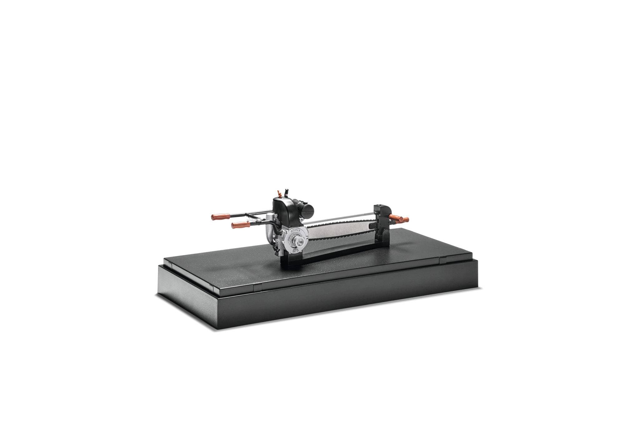 Model pily Typ A 1:12